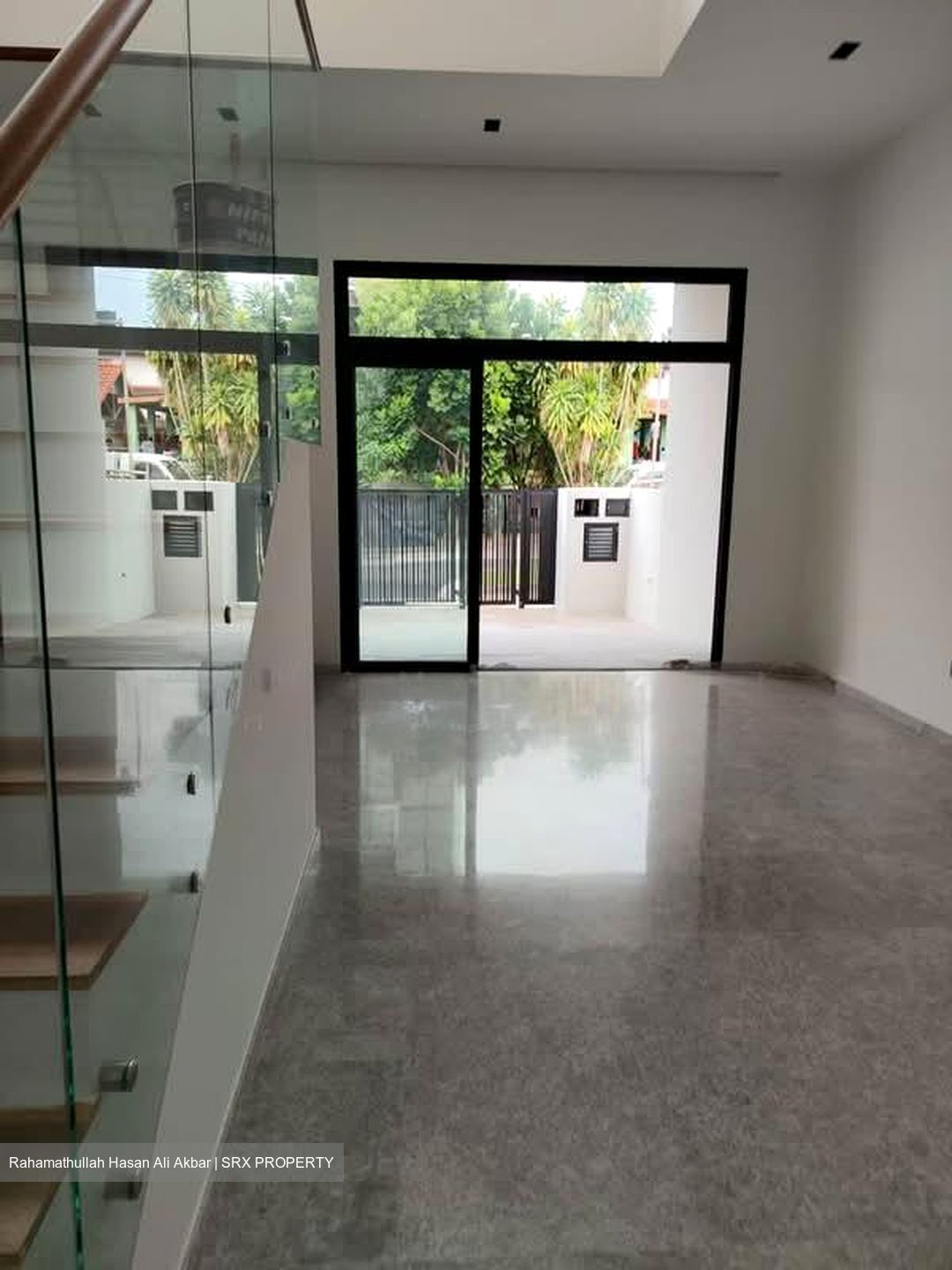 Sembawang Straits Estate (D27), Terrace #575262561
